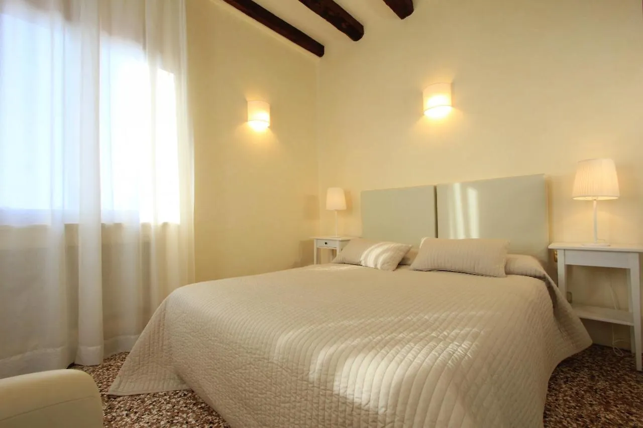 City Apartments Biennale Venedig 0*,  Italien